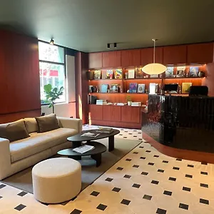 Marguerite Hotel París